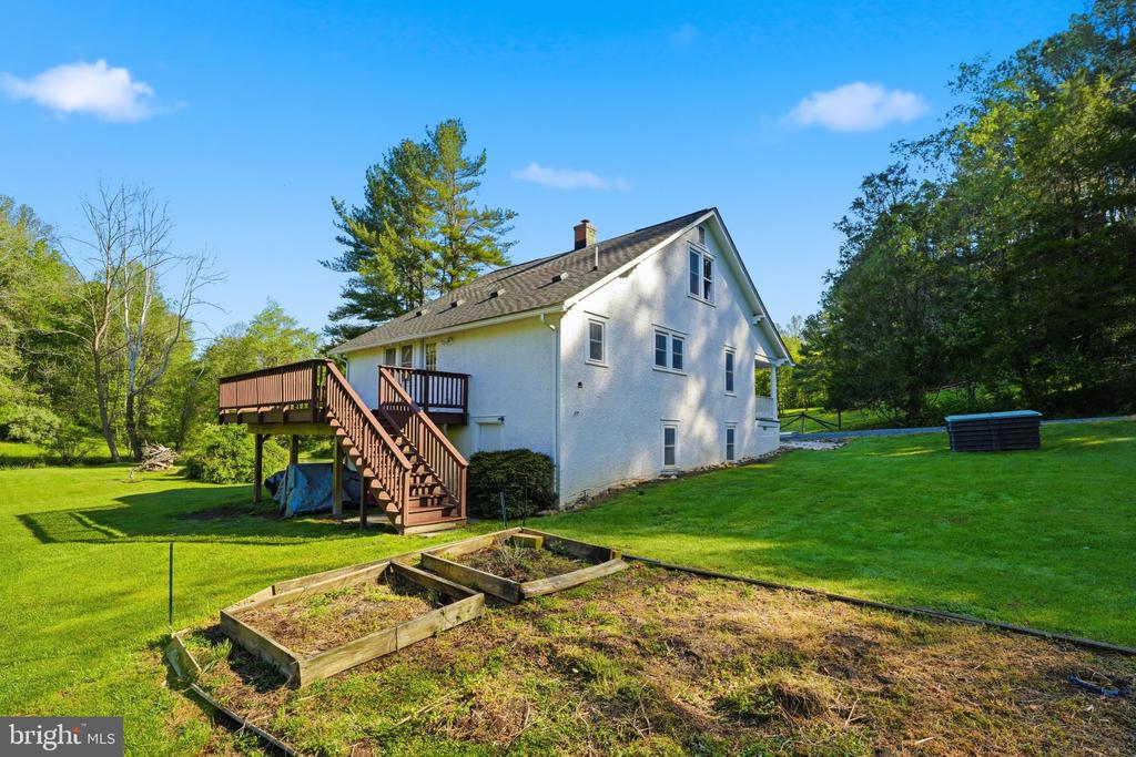 24 SUNDOWN LN, BOSTON, Virginia 22713, 3 Bedrooms Bedrooms, ,2 BathroomsBathrooms,Residential,24 SUNDOWN LN,VARP2002612 MLS # VARP2002612