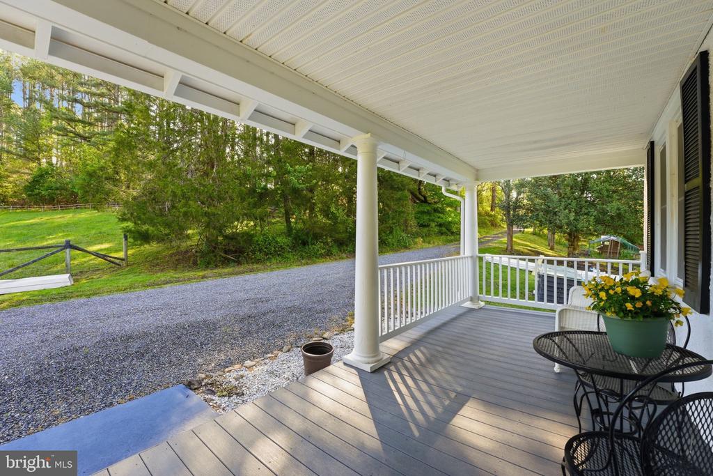 24 SUNDOWN LN, BOSTON, Virginia 22713, 3 Bedrooms Bedrooms, ,2 BathroomsBathrooms,Residential,24 SUNDOWN LN,VARP2002612 MLS # VARP2002612