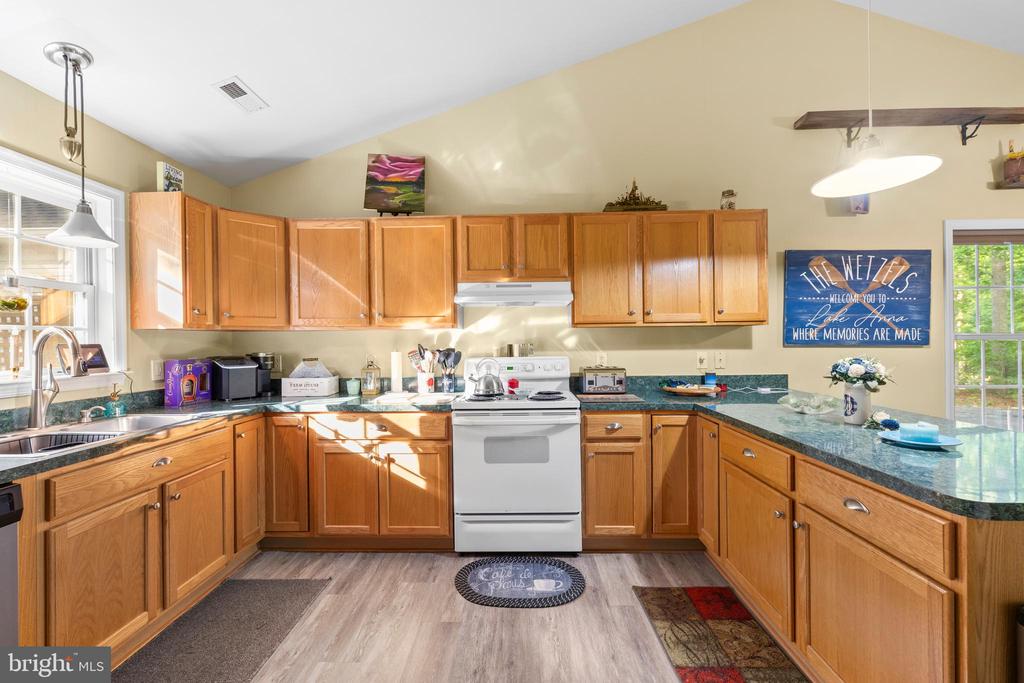 239 OAKWOOD DR, MINERAL, Virginia 23117, 2 Bedrooms Bedrooms, ,2 BathroomsBathrooms,Residential,239 OAKWOOD DR,VALA2009850 MLS # VALA2009850