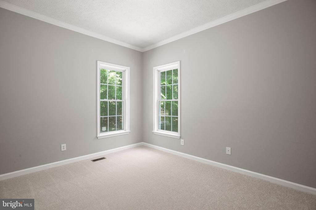 9009 SNOWY EGRET CT, SPOTSYLVANIA, Virginia 22553, 5 Bedrooms Bedrooms, ,3 BathroomsBathrooms,Residential,9009 SNOWY EGRET CT,VASP2041772 MLS # VASP2041772