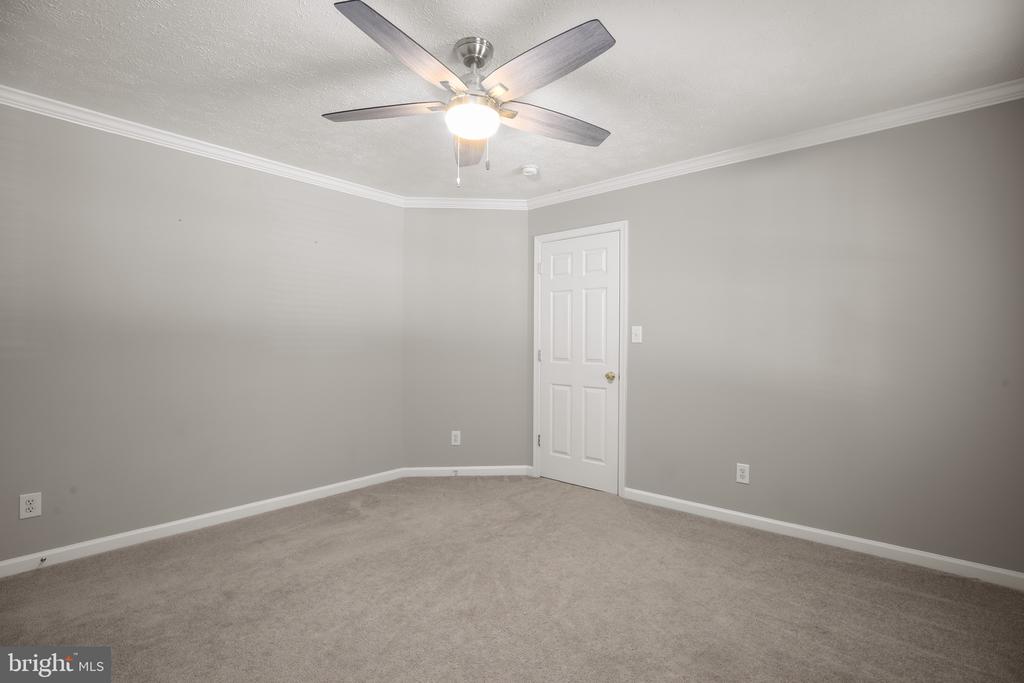 9009 SNOWY EGRET CT, SPOTSYLVANIA, Virginia 22553, 5 Bedrooms Bedrooms, ,3 BathroomsBathrooms,Residential,9009 SNOWY EGRET CT,VASP2041772 MLS # VASP2041772