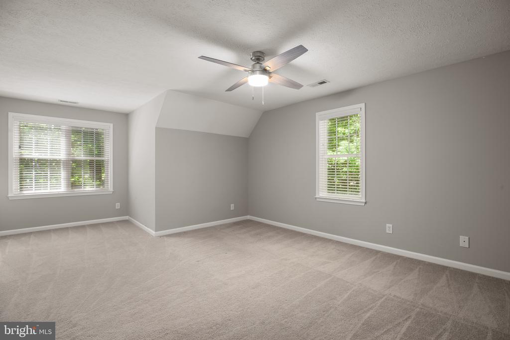 9009 SNOWY EGRET CT, SPOTSYLVANIA, Virginia 22553, 5 Bedrooms Bedrooms, ,3 BathroomsBathrooms,Residential,9009 SNOWY EGRET CT,VASP2041772 MLS # VASP2041772