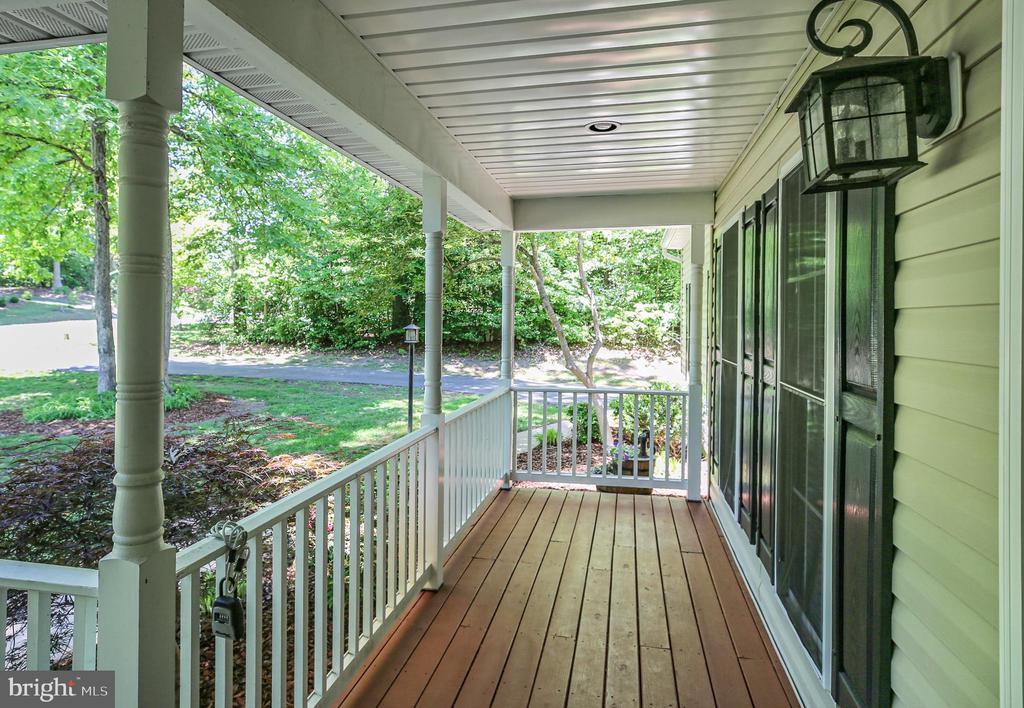 9009 SNOWY EGRET CT, SPOTSYLVANIA, Virginia 22553, 5 Bedrooms Bedrooms, ,3 BathroomsBathrooms,Residential,9009 SNOWY EGRET CT,VASP2041772 MLS # VASP2041772