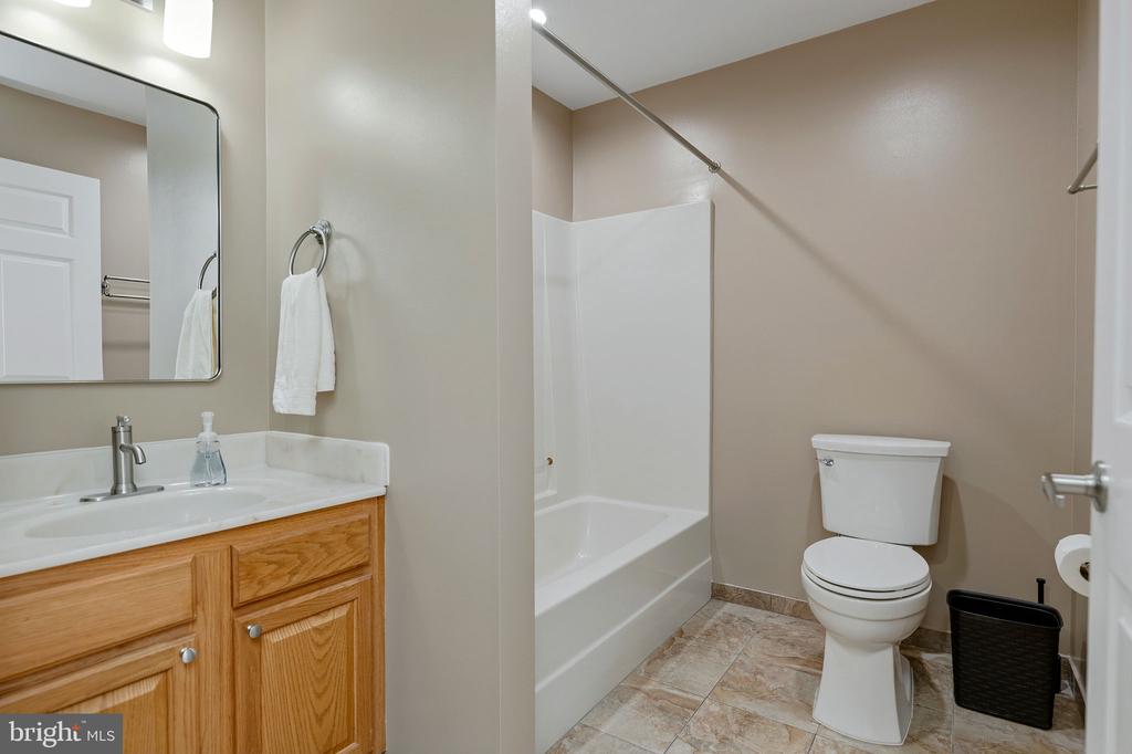 248 OAKWOOD DR, MINERAL, Virginia 23117, 3 Bedrooms Bedrooms, ,3 BathroomsBathrooms,Residential,248 OAKWOOD DR,VALA2009776 MLS # VALA2009776