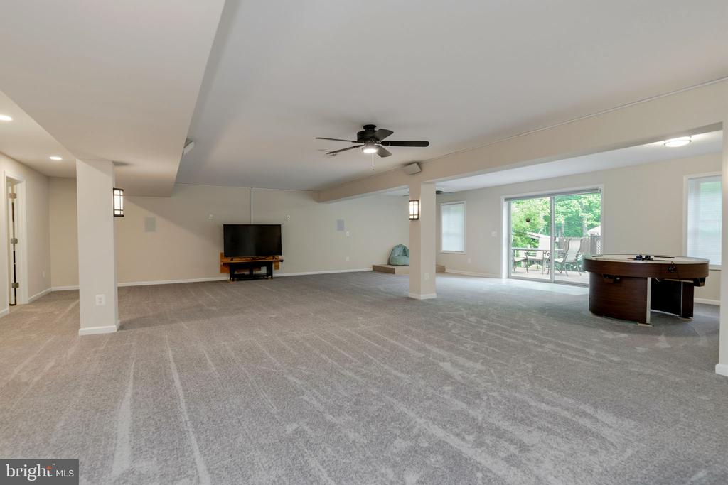 248 OAKWOOD DR, MINERAL, Virginia 23117, 3 Bedrooms Bedrooms, ,3 BathroomsBathrooms,Residential,248 OAKWOOD DR,VALA2009776 MLS # VALA2009776