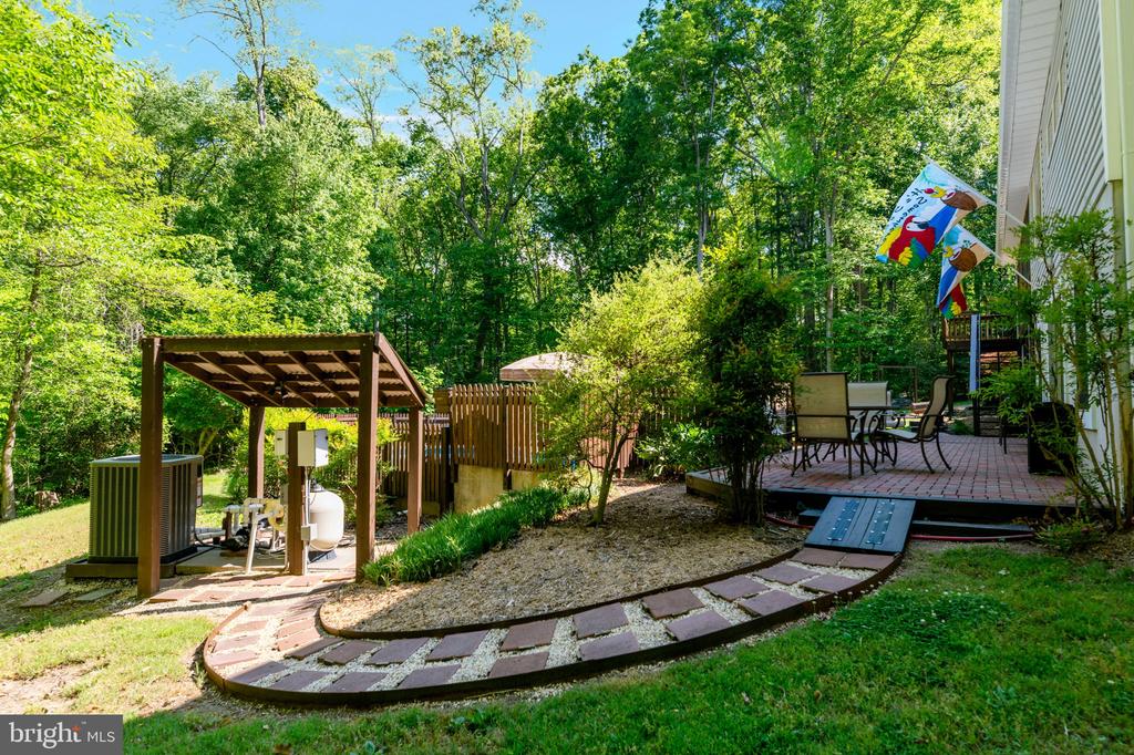 248 OAKWOOD DR, MINERAL, Virginia 23117, 3 Bedrooms Bedrooms, ,3 BathroomsBathrooms,Residential,248 OAKWOOD DR,VALA2009776 MLS # VALA2009776