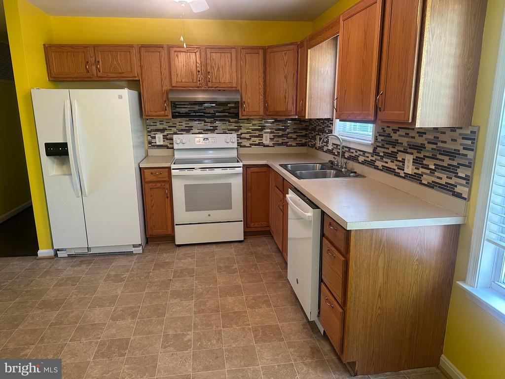 26116 OLD OFFICE RD, CULPEPER, Virginia 22701, 3 Bedrooms Bedrooms, ,2 BathroomsBathrooms,Residential,26116 OLD OFFICE RD,VAOR2014076 MLS # VAOR2014076