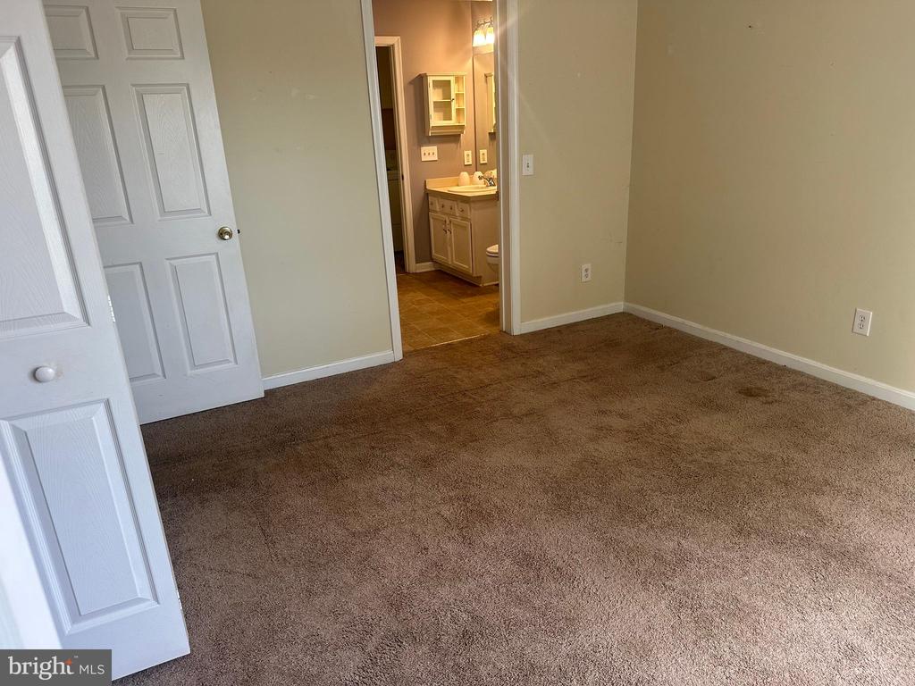 26116 OLD OFFICE RD, CULPEPER, Virginia 22701, 3 Bedrooms Bedrooms, ,2 BathroomsBathrooms,Residential,26116 OLD OFFICE RD,VAOR2014076 MLS # VAOR2014076