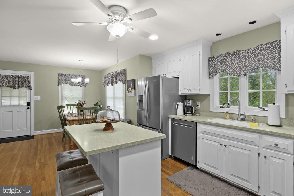 1942 BIBB STORE RD, LOUISA, Virginia 23093, 4 Bedrooms Bedrooms, ,3 BathroomsBathrooms,Residential,1942 BIBB STORE RD,VALA2009804 MLS # VALA2009804
