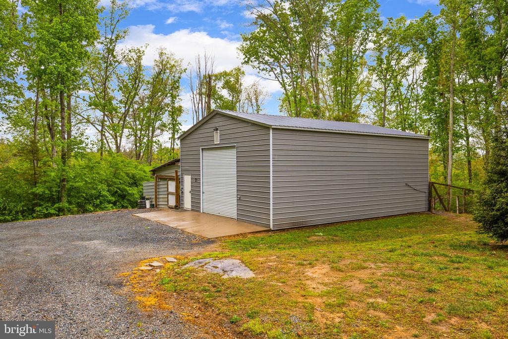 1942 BIBB STORE RD, LOUISA, Virginia 23093, 4 Bedrooms Bedrooms, ,3 BathroomsBathrooms,Residential,1942 BIBB STORE RD,VALA2009804 MLS # VALA2009804