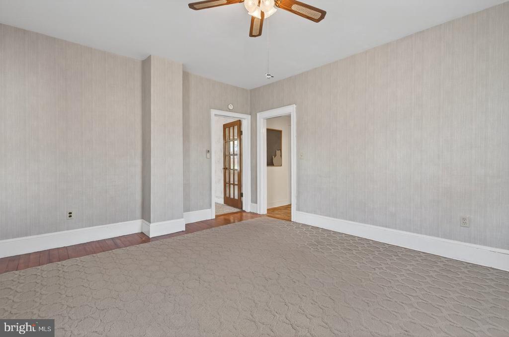 302 WOODLAND AVE, LURAY, Virginia 22835, 2 Bedrooms Bedrooms, ,1 BathroomBathrooms,Residential,302 WOODLAND AVE,VAPA2006394 MLS # VAPA2006394