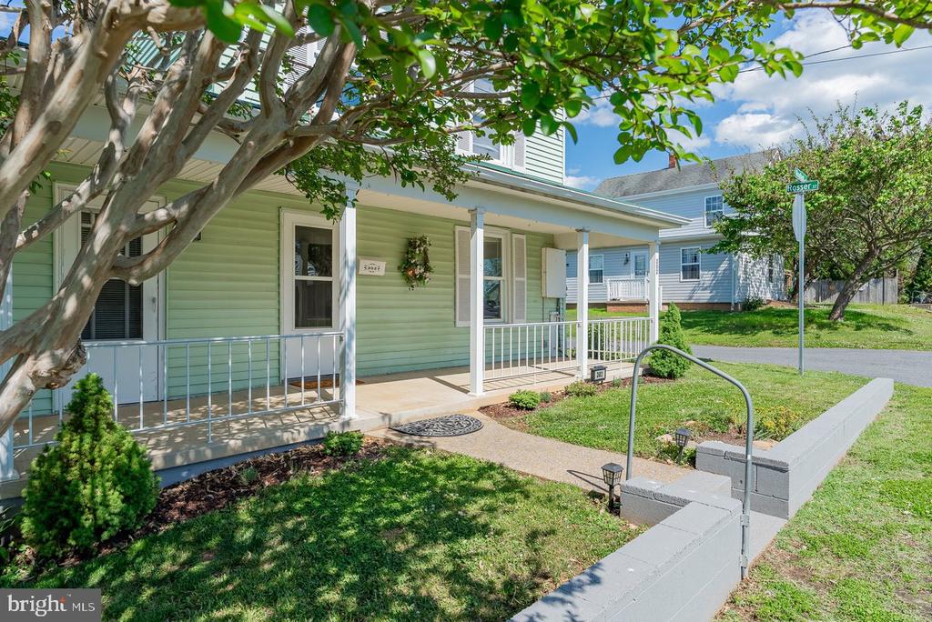 302 WOODLAND AVE, LURAY, Virginia 22835, 2 Bedrooms Bedrooms, ,1 BathroomBathrooms,Residential,302 WOODLAND AVE,VAPA2006394 MLS # VAPA2006394