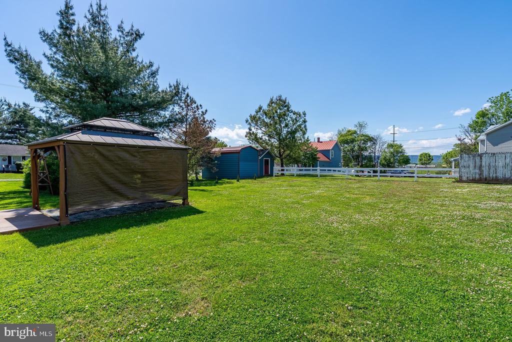 302 WOODLAND AVE, LURAY, Virginia 22835, 2 Bedrooms Bedrooms, ,1 BathroomBathrooms,Residential,302 WOODLAND AVE,VAPA2006394 MLS # VAPA2006394