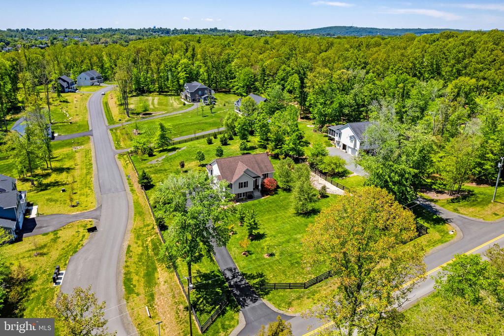 7550 FRYTOWN RD, WARRENTON, Virginia 20187, 4 Bedrooms Bedrooms, ,3 BathroomsBathrooms,Residential,7550 FRYTOWN RD,VAFQ2022002 MLS # VAFQ2022002