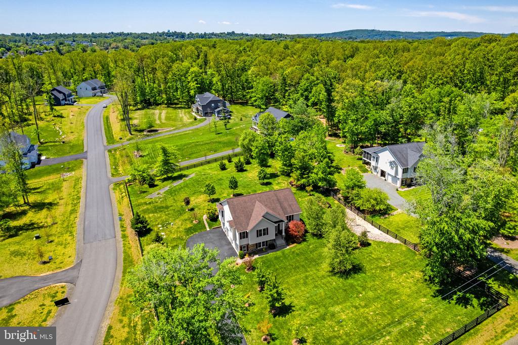 7550 FRYTOWN RD, WARRENTON, Virginia 20187, 4 Bedrooms Bedrooms, ,3 BathroomsBathrooms,Residential,7550 FRYTOWN RD,VAFQ2022002 MLS # VAFQ2022002