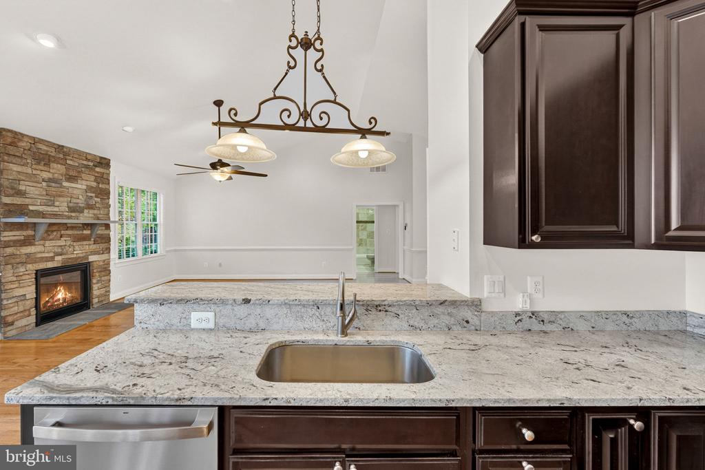 7550 FRYTOWN RD, WARRENTON, Virginia 20187, 4 Bedrooms Bedrooms, ,3 BathroomsBathrooms,Residential,7550 FRYTOWN RD,VAFQ2022002 MLS # VAFQ2022002