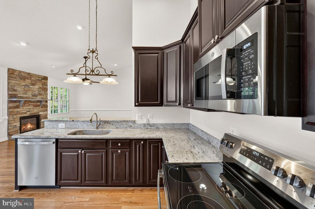 7550 FRYTOWN RD, WARRENTON, Virginia 20187, 4 Bedrooms Bedrooms, ,3 BathroomsBathrooms,Residential,7550 FRYTOWN RD,VAFQ2022002 MLS # VAFQ2022002