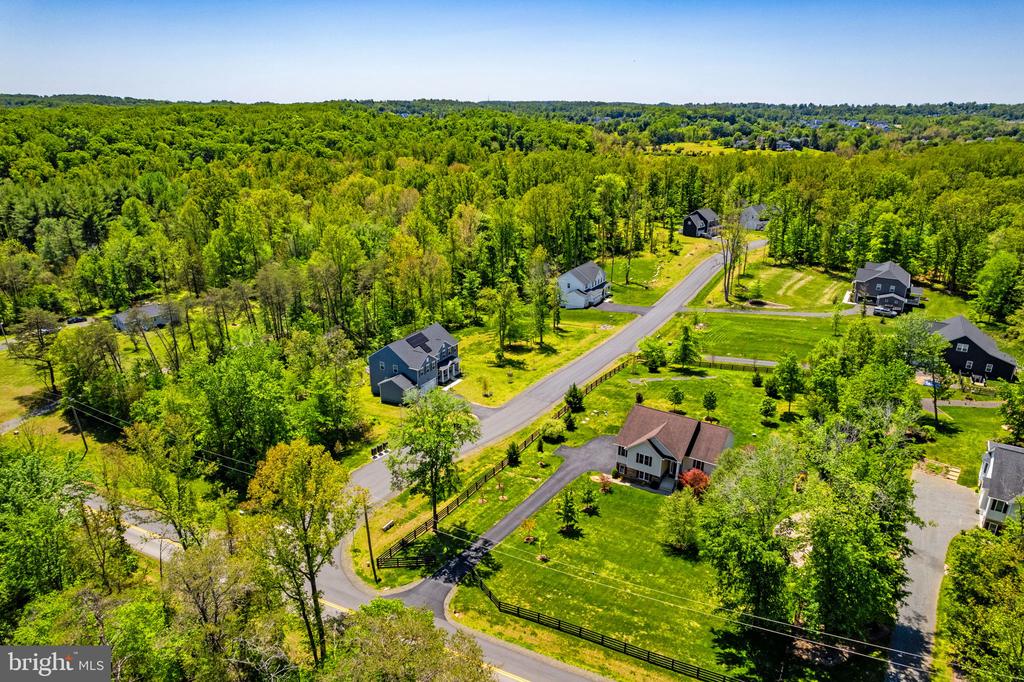 7550 FRYTOWN RD, WARRENTON, Virginia 20187, 4 Bedrooms Bedrooms, ,3 BathroomsBathrooms,Residential,7550 FRYTOWN RD,VAFQ2022002 MLS # VAFQ2022002