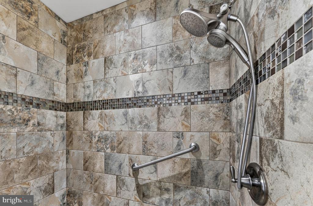 7550 FRYTOWN RD, WARRENTON, Virginia 20187, 4 Bedrooms Bedrooms, ,3 BathroomsBathrooms,Residential,7550 FRYTOWN RD,VAFQ2022002 MLS # VAFQ2022002