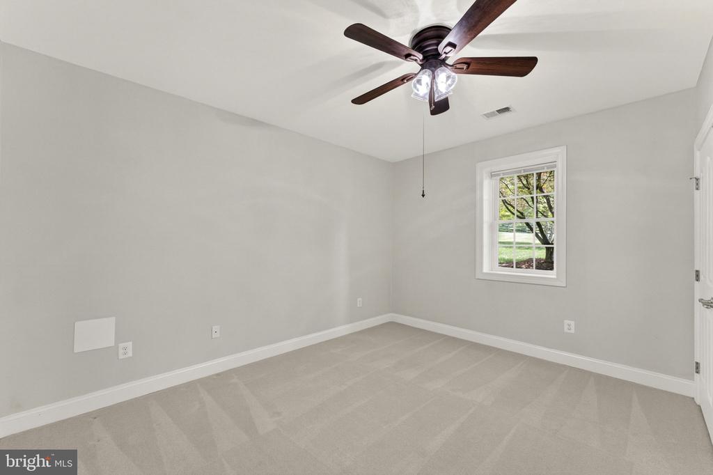 7550 FRYTOWN RD, WARRENTON, Virginia 20187, 4 Bedrooms Bedrooms, ,3 BathroomsBathrooms,Residential,7550 FRYTOWN RD,VAFQ2022002 MLS # VAFQ2022002