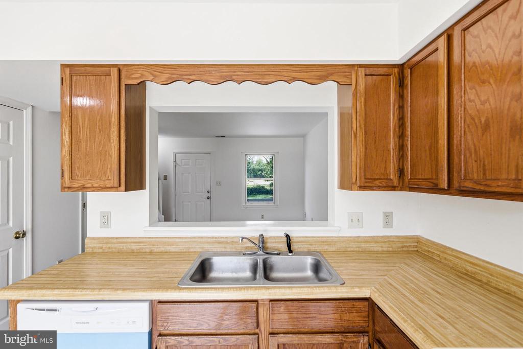 312 QUINCY AVE, SHENANDOAH, Virginia 22849, 4 Bedrooms Bedrooms, ,2 BathroomsBathrooms,Residential,312 QUINCY AVE,VAPA2006376 MLS # VAPA2006376 312 QUINCY AVE, SHENANDOAH, Virginia 22849, 4 Bedrooms Bedrooms, ,2 BathroomsBathrooms,Residential,312 QUINCY AVE,VAPA2006376 MLS # VAPA2006376