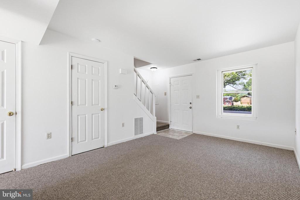 312 QUINCY AVE, SHENANDOAH, Virginia 22849, 4 Bedrooms Bedrooms, ,2 BathroomsBathrooms,Residential,312 QUINCY AVE,VAPA2006376 MLS # VAPA2006376 312 QUINCY AVE, SHENANDOAH, Virginia 22849, 4 Bedrooms Bedrooms, ,2 BathroomsBathrooms,Residential,312 QUINCY AVE,VAPA2006376 MLS # VAPA2006376