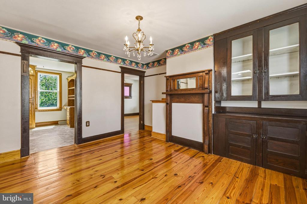 606 S FIRST ST, SHENANDOAH, Virginia 22849, 4 Bedrooms Bedrooms, ,1 BathroomBathrooms,Residential,606 S FIRST ST,VAPA2006384 MLS # VAPA2006384