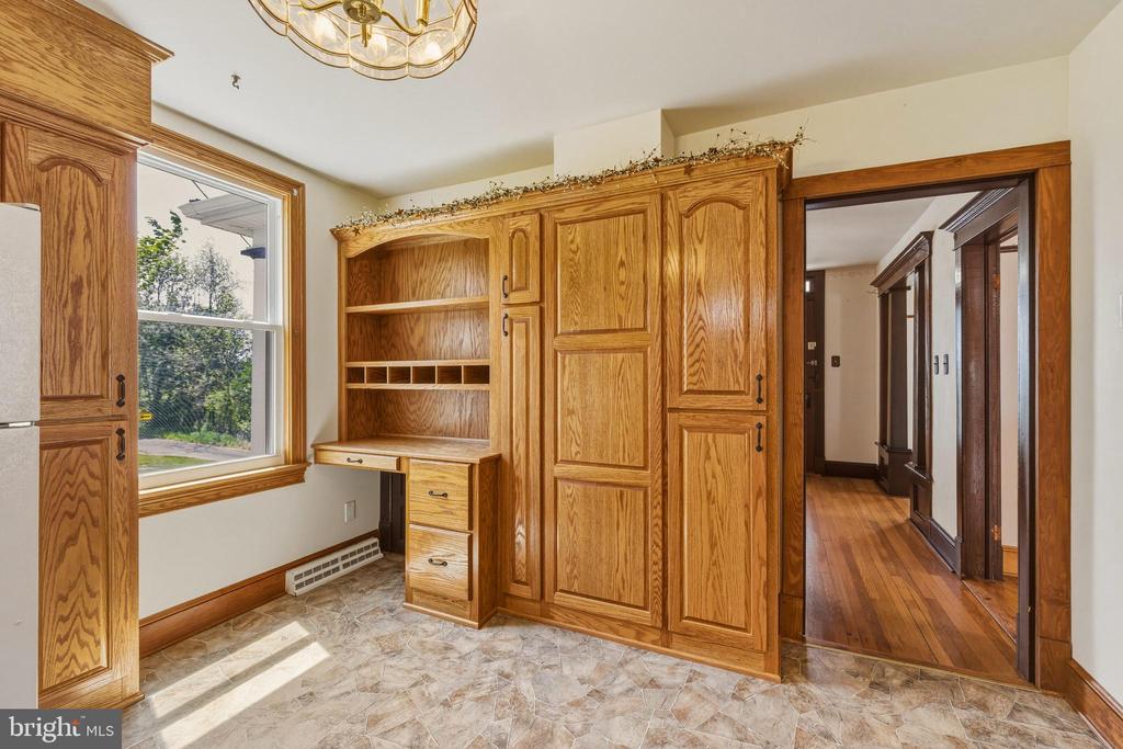 606 S FIRST ST, SHENANDOAH, Virginia 22849, 4 Bedrooms Bedrooms, ,1 BathroomBathrooms,Residential,606 S FIRST ST,VAPA2006384 MLS # VAPA2006384