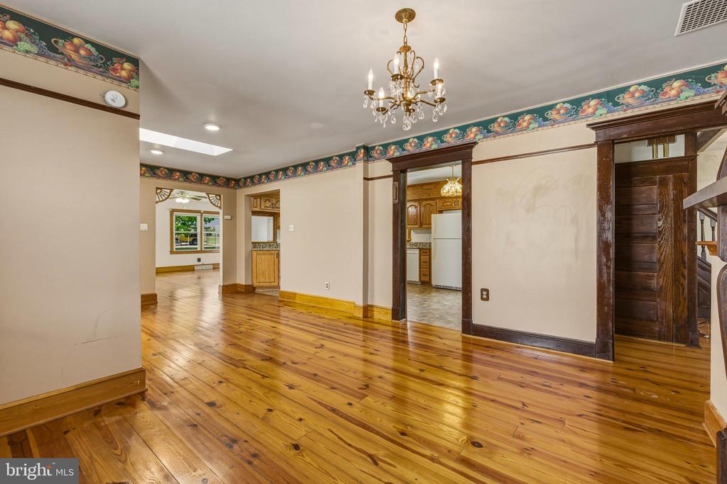 606 S FIRST ST, SHENANDOAH, Virginia 22849, 4 Bedrooms Bedrooms, ,1 BathroomBathrooms,Residential,606 S FIRST ST,VAPA2006384 MLS # VAPA2006384