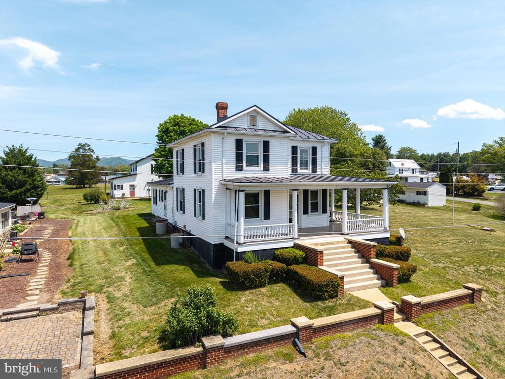 606 S FIRST ST, SHENANDOAH, Virginia 22849, 4 Bedrooms Bedrooms, ,1 BathroomBathrooms,Residential,606 S FIRST ST,VAPA2006384 MLS # VAPA2006384