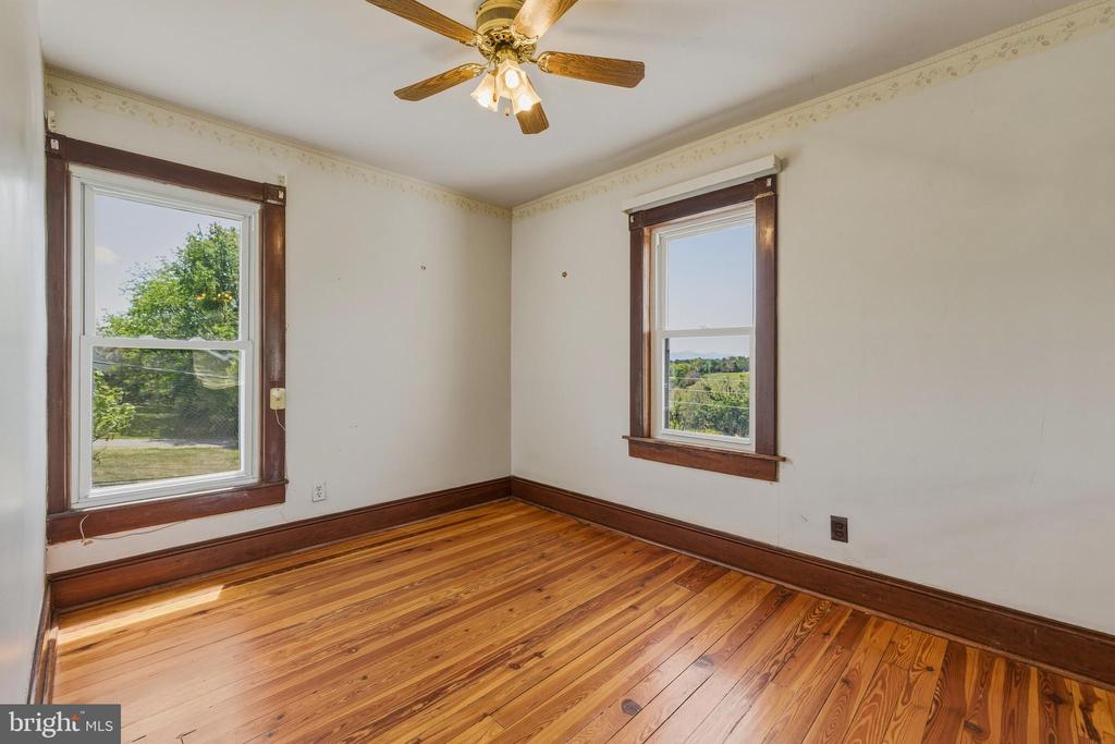 606 S FIRST ST, SHENANDOAH, Virginia 22849, 4 Bedrooms Bedrooms, ,1 BathroomBathrooms,Residential,606 S FIRST ST,VAPA2006384 MLS # VAPA2006384