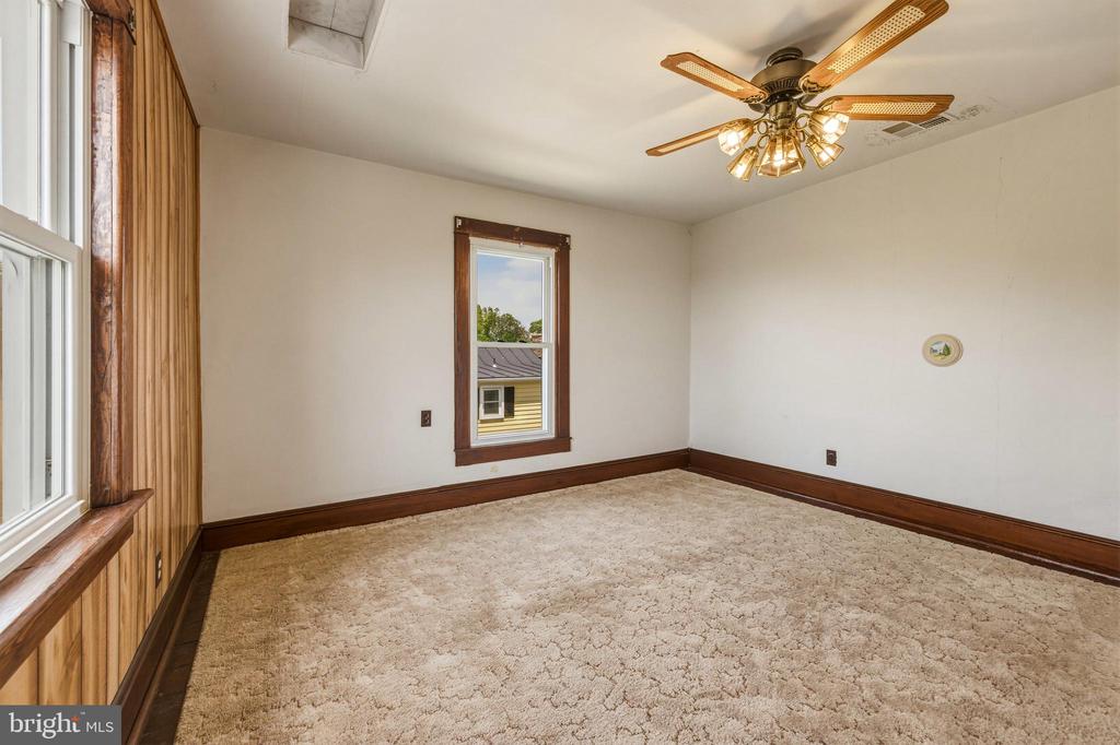 606 S FIRST ST, SHENANDOAH, Virginia 22849, 4 Bedrooms Bedrooms, ,1 BathroomBathrooms,Residential,606 S FIRST ST,VAPA2006384 MLS # VAPA2006384