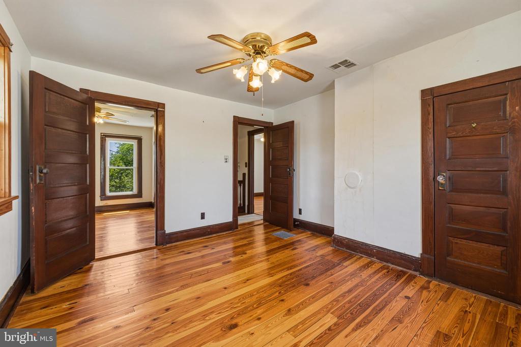 606 S FIRST ST, SHENANDOAH, Virginia 22849, 4 Bedrooms Bedrooms, ,1 BathroomBathrooms,Residential,606 S FIRST ST,VAPA2006384 MLS # VAPA2006384