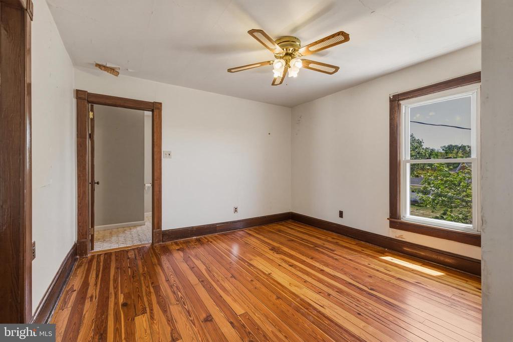 606 S FIRST ST, SHENANDOAH, Virginia 22849, 4 Bedrooms Bedrooms, ,1 BathroomBathrooms,Residential,606 S FIRST ST,VAPA2006384 MLS # VAPA2006384