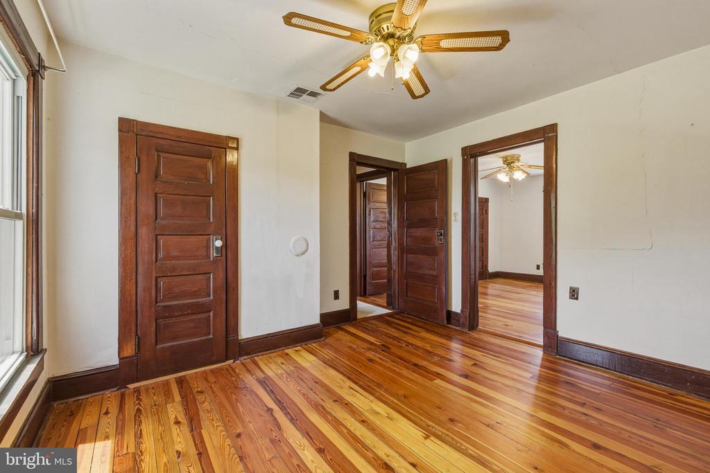 606 S FIRST ST, SHENANDOAH, Virginia 22849, 4 Bedrooms Bedrooms, ,1 BathroomBathrooms,Residential,606 S FIRST ST,VAPA2006384 MLS # VAPA2006384