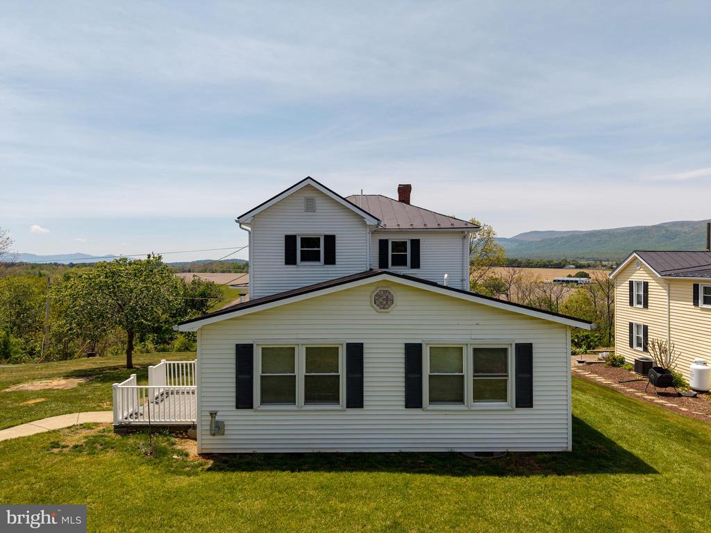 606 S FIRST ST, SHENANDOAH, Virginia 22849, 4 Bedrooms Bedrooms, ,1 BathroomBathrooms,Residential,606 S FIRST ST,VAPA2006384 MLS # VAPA2006384
