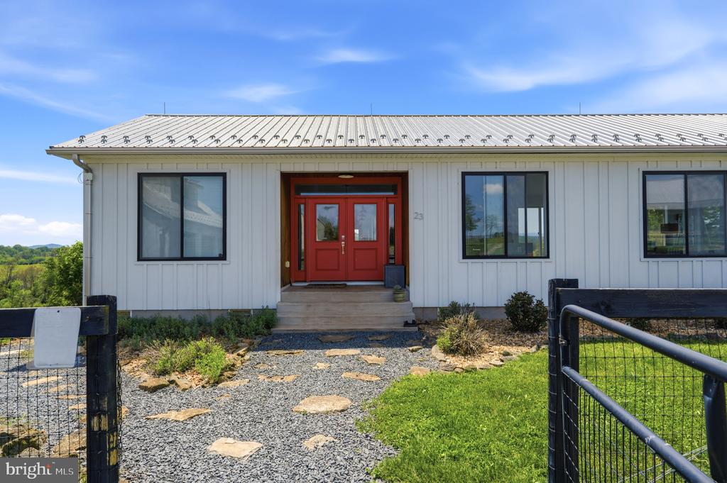 23 WHITE HORSE HILL LN, AMISSVILLE, Virginia 20106, 2 Bedrooms Bedrooms, ,2 BathroomsBathrooms,Residential,23 WHITE HORSE HILL LN,VARP2002650 MLS # VARP2002650 23 WHITE HORSE HILL LN, AMISSVILLE, Virginia 20106, 2 Bedrooms Bedrooms, ,2 BathroomsBathrooms,Residential,23 WHITE HORSE HILL LN,VARP2002650 MLS # VARP2002650