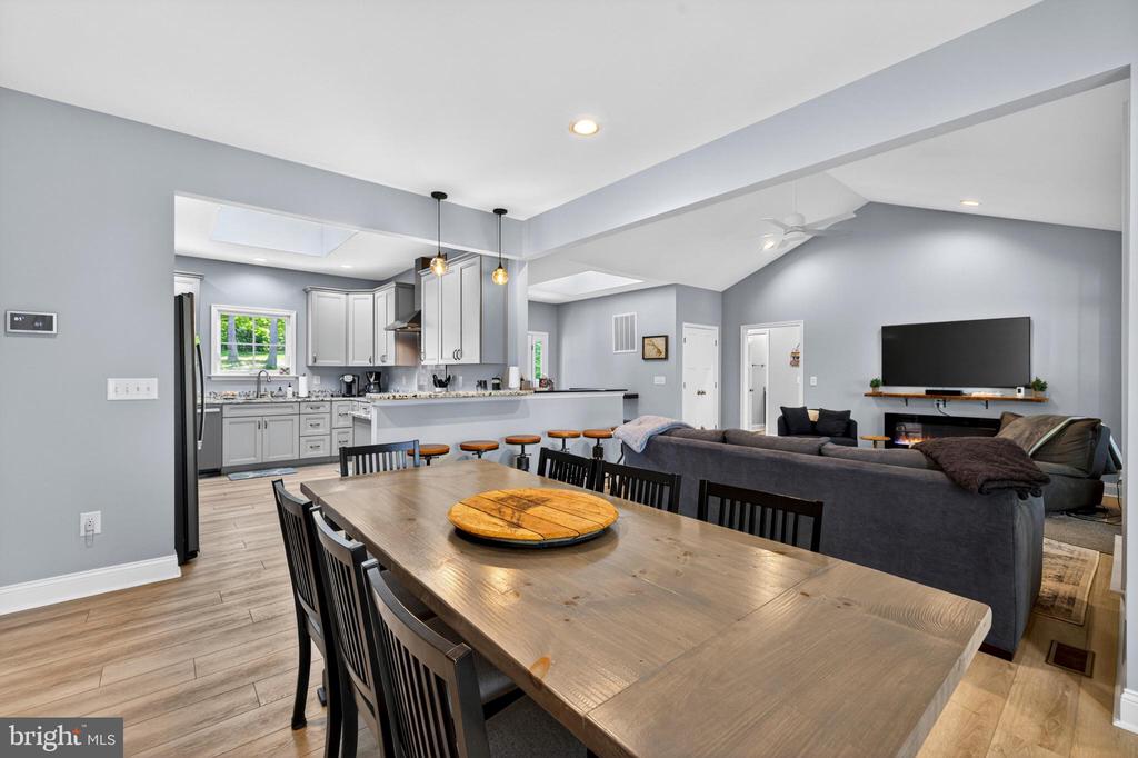 6725 WATER VIEW LN, MINERAL, Virginia 23117, 4 Bedrooms Bedrooms, ,3 BathroomsBathrooms,Residential,6725 WATER VIEW LN,VASP2041846 MLS # VASP2041846