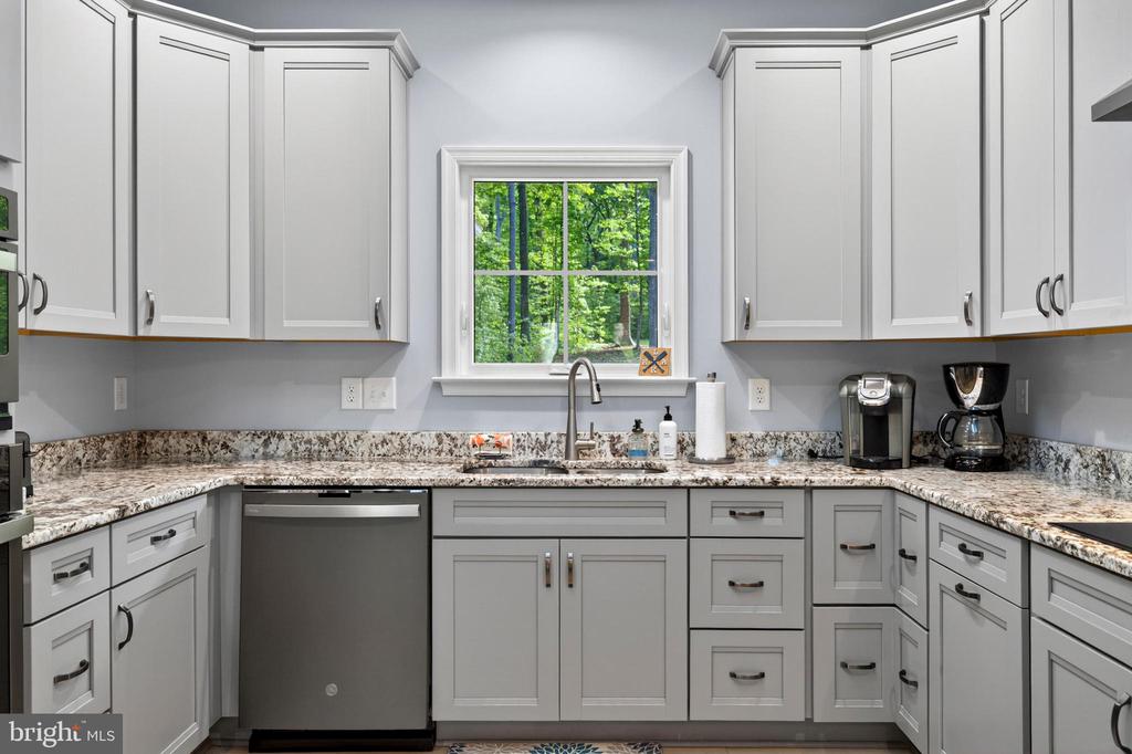 6725 WATER VIEW LN, MINERAL, Virginia 23117, 4 Bedrooms Bedrooms, ,3 BathroomsBathrooms,Residential,6725 WATER VIEW LN,VASP2041846 MLS # VASP2041846
