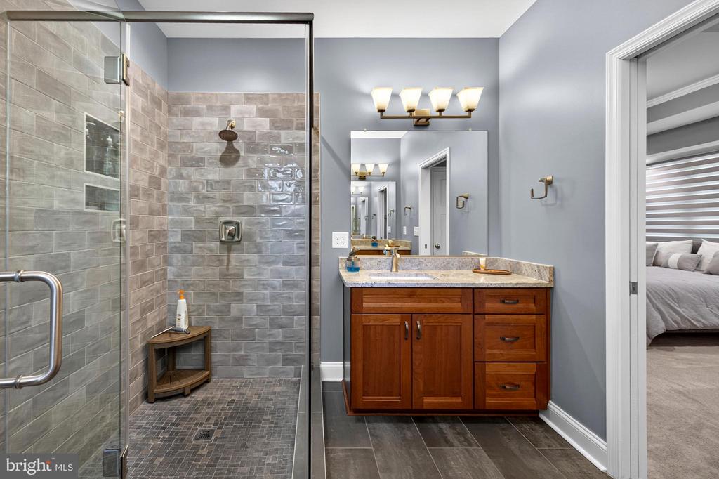 6725 WATER VIEW LN, MINERAL, Virginia 23117, 4 Bedrooms Bedrooms, ,3 BathroomsBathrooms,Residential,6725 WATER VIEW LN,VASP2041846 MLS # VASP2041846