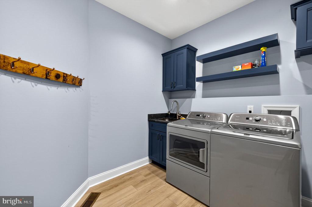6725 WATER VIEW LN, MINERAL, Virginia 23117, 4 Bedrooms Bedrooms, ,3 BathroomsBathrooms,Residential,6725 WATER VIEW LN,VASP2041846 MLS # VASP2041846