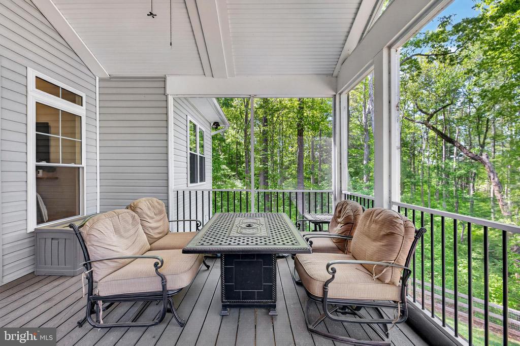 6725 WATER VIEW LN, MINERAL, Virginia 23117, 4 Bedrooms Bedrooms, ,3 BathroomsBathrooms,Residential,6725 WATER VIEW LN,VASP2041846 MLS # VASP2041846