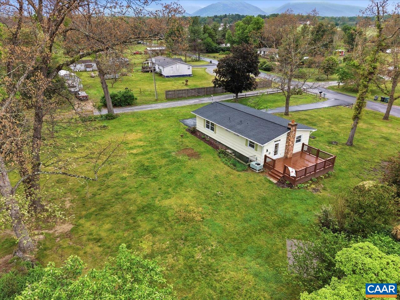 147 RANKIN LN, STUARTS DRAFT, Virginia 24477, 3 Bedrooms Bedrooms, ,2 BathroomsBathrooms,Residential,147 RANKIN LN,676576 MLS # 676576