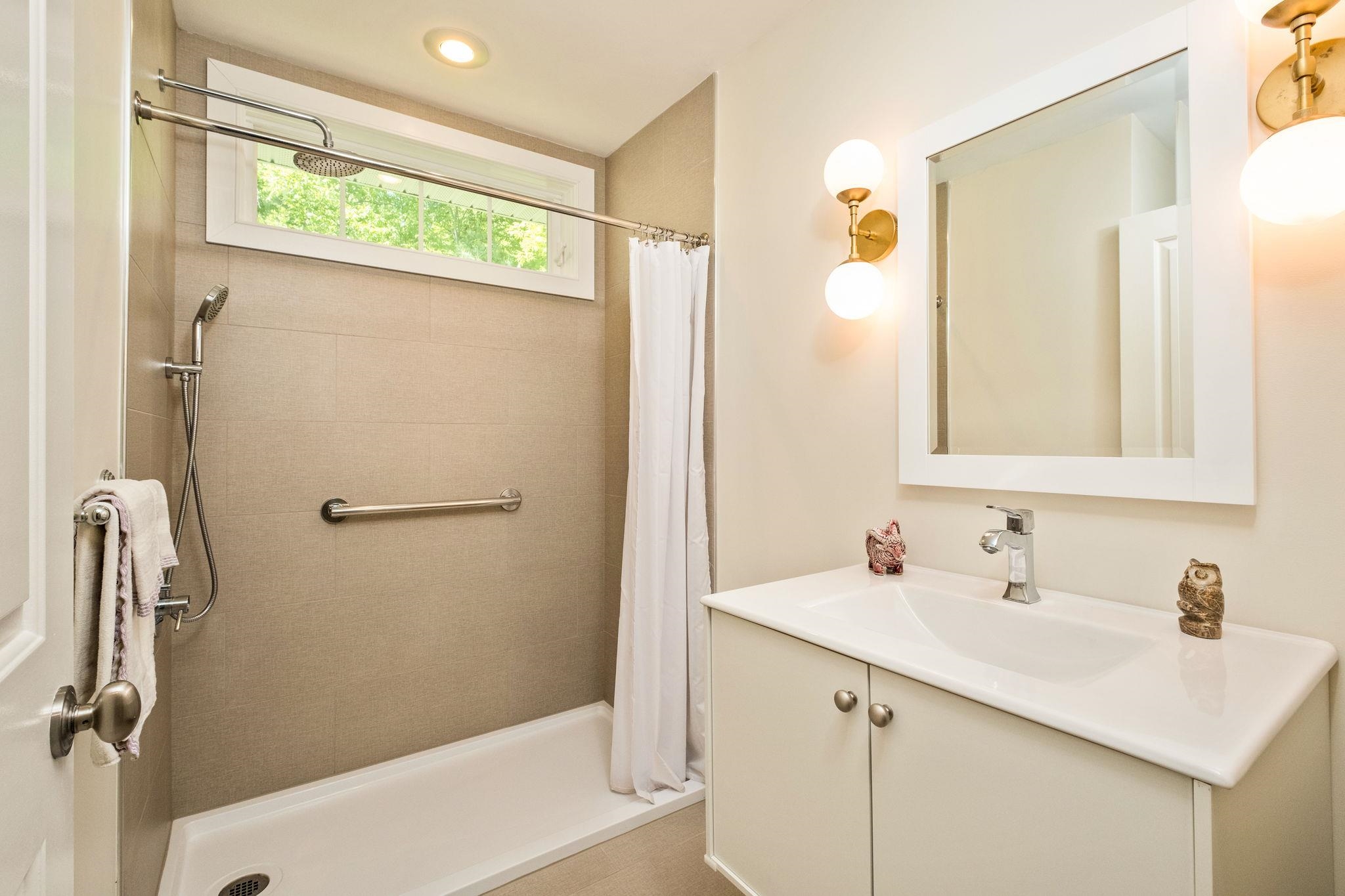 3340 BAYBROOK DR, ROCKINGHAM, Virginia 22801, 4 Bedrooms Bedrooms, ,3 BathroomsBathrooms,Residential,Beck,3340 BAYBROOK DR,676870 MLS # 676870