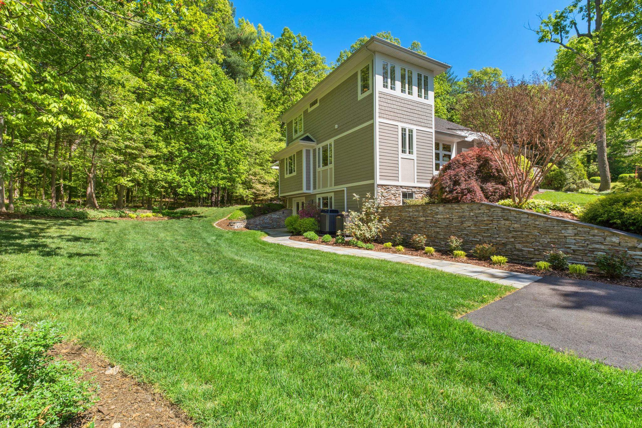 3340 BAYBROOK DR, ROCKINGHAM, Virginia 22801, 4 Bedrooms Bedrooms, ,3 BathroomsBathrooms,Residential,Beck,3340 BAYBROOK DR,676870 MLS # 676870
