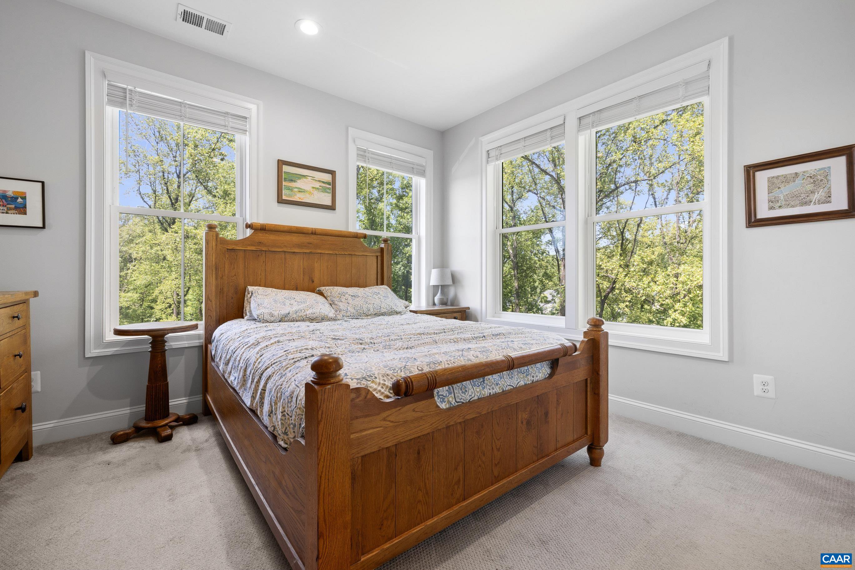 564 BELLUNO LN, CHARLOTTESVILLE, Virginia 22911, 6 Bedrooms Bedrooms, ,5 BathroomsBathrooms,Residential,564 BELLUNO LN,676970 MLS # 676970