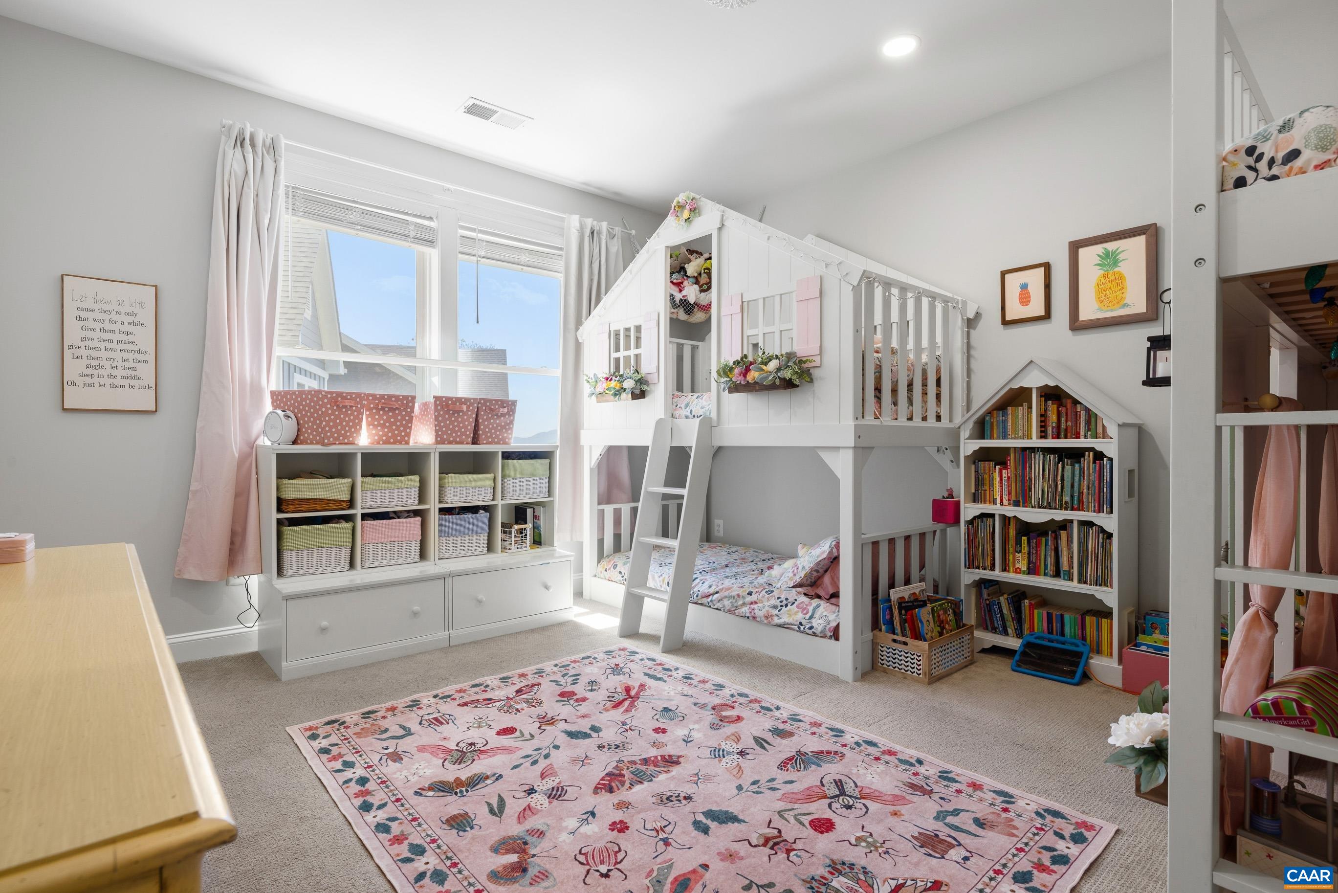 564 BELLUNO LN, CHARLOTTESVILLE, Virginia 22911, 6 Bedrooms Bedrooms, ,5 BathroomsBathrooms,Residential,564 BELLUNO LN,676970 MLS # 676970