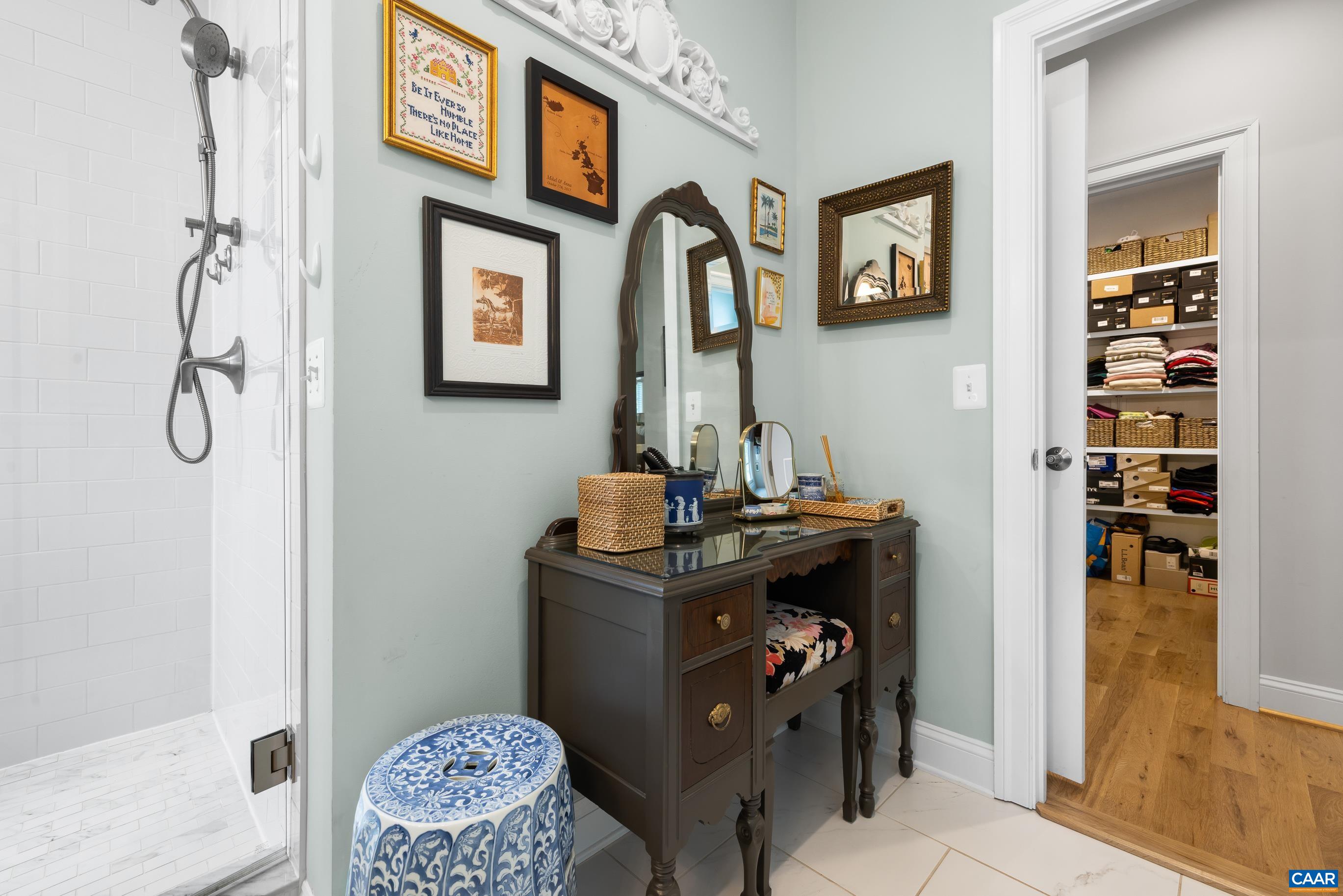 564 BELLUNO LN, CHARLOTTESVILLE, Virginia 22911, 6 Bedrooms Bedrooms, ,5 BathroomsBathrooms,Residential,564 BELLUNO LN,676970 MLS # 676970