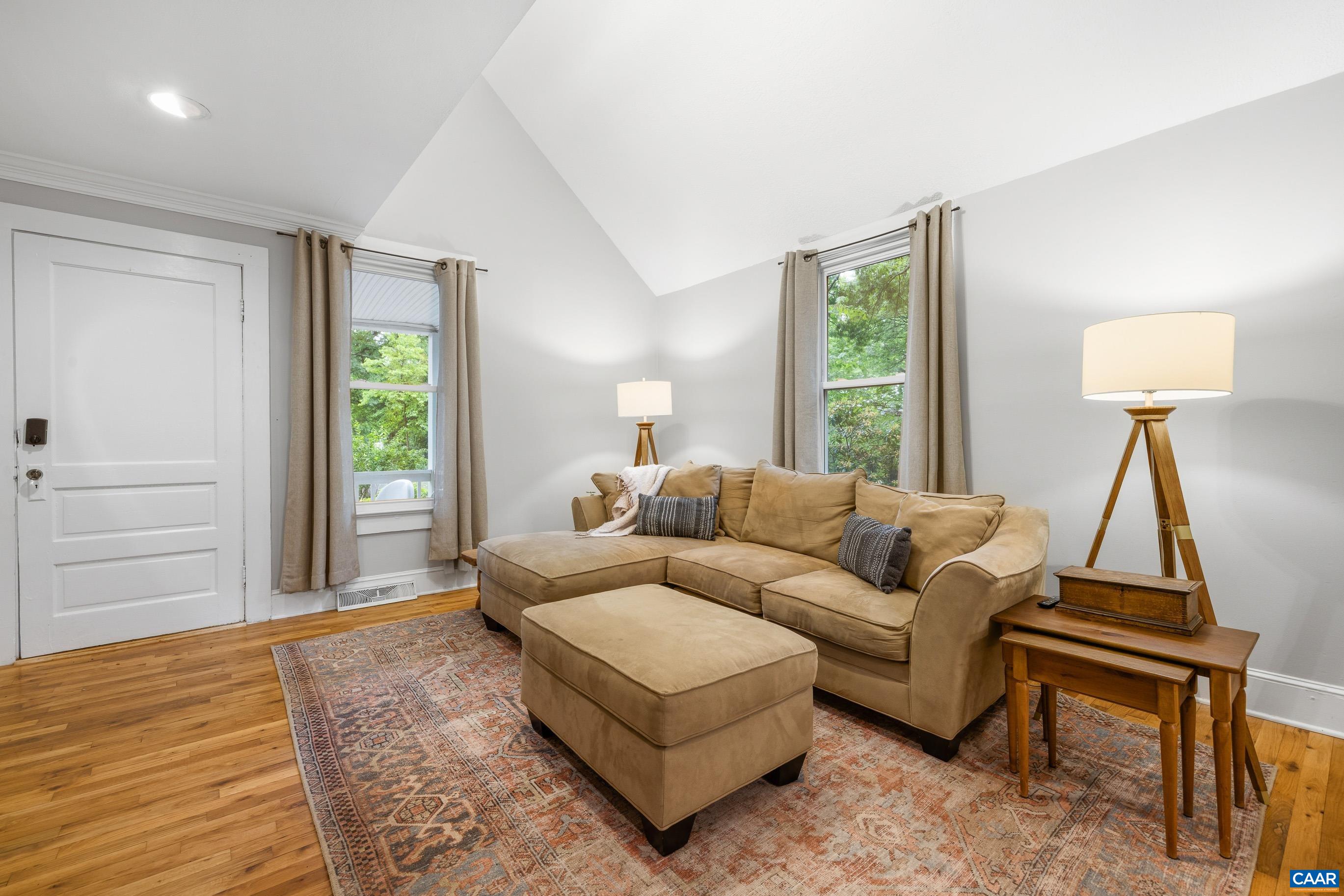 826 BEAGLE GAP RD, CROZET, Virginia 22932, 3 Bedrooms Bedrooms, ,1 BathroomBathrooms,Residential,826 BEAGLE GAP RD,677019 MLS # 677019
