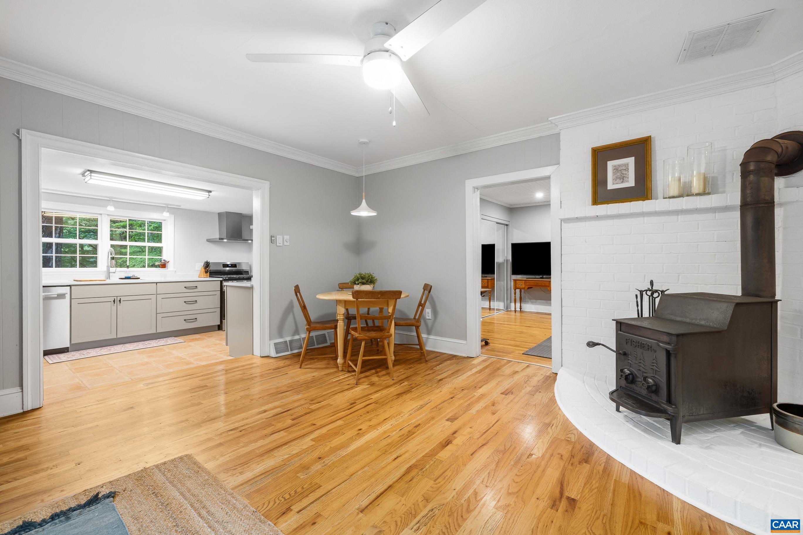 826 BEAGLE GAP RD, CROZET, Virginia 22932, 3 Bedrooms Bedrooms, ,1 BathroomBathrooms,Residential,826 BEAGLE GAP RD,677019 MLS # 677019